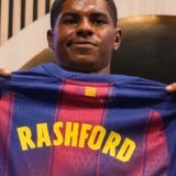 Un nouveau maillot pour Marcus Rashford KEYSTONE/EPA/Enric Fontcuberta